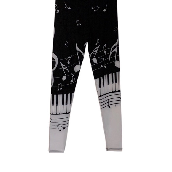 🎵Unisex 2 Piece tracksuit Music Notes Musical Piano Keys🎵 - Picture 8 of 10
